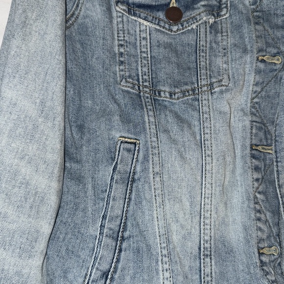 Treasure and Bond Denim Jacket size medium - Picture 3 of 9